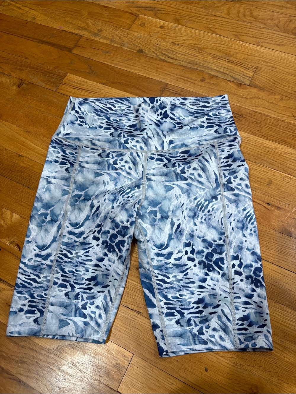 Blue Marble Print High-Rise Biker Shorts women’s size M Brisas